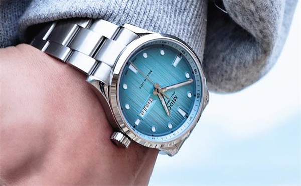 美度手表表带太松处理技巧