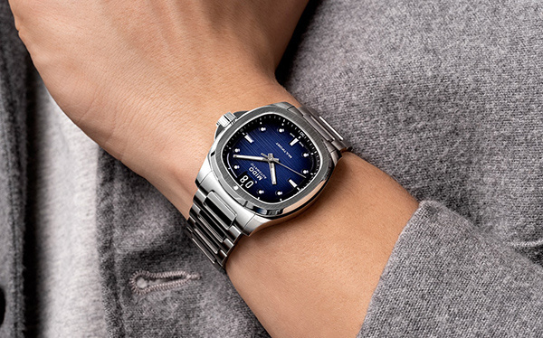 美度腕表表壳破裂是什么原因